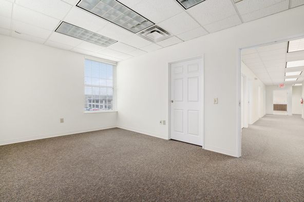 Individual offices or suites for lease: 4100 Horizons Dr, Columbus, OH 43220